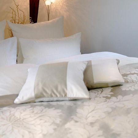 Schlosshotel Bergzaberner Hof บัดแบร์กซาบาร์น ภายนอก รูปภาพ